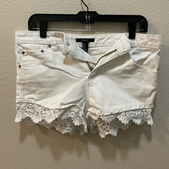 Forever 21 White Jean Short - lace details - Picture 3 of 12